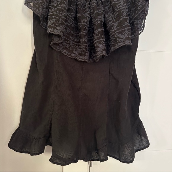 Urban Outfitters Kimchi Blue Sail Away Romper - Picture 6 of 11